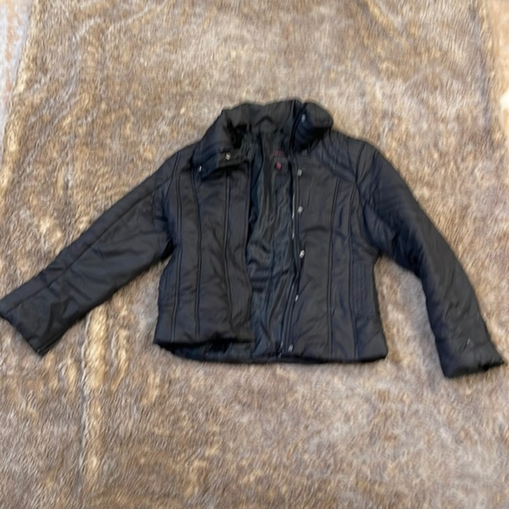 Stunning jacket last‎ kiss